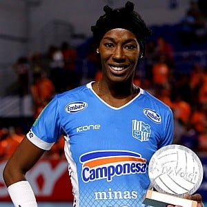 Destinee Hooker