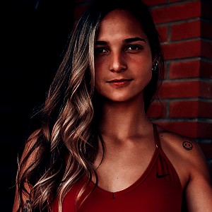 Deyna Castellanos