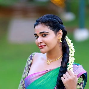 Dharsha Gupta