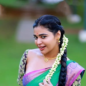 Dharsha Gupta
