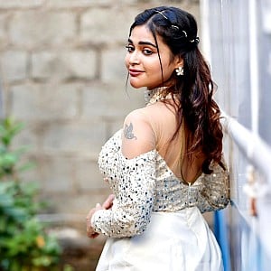 Dharsha Gupta