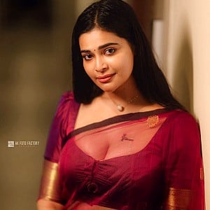 Dharsha Gupta