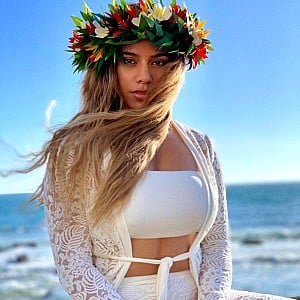 Dinah Jane Hansen