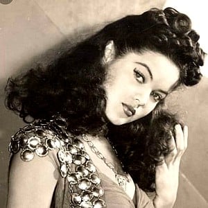 Dona Drake