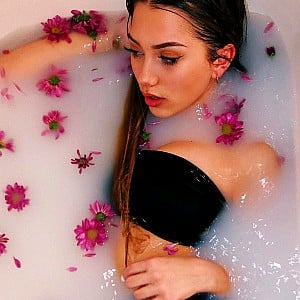 Dora Kryeziu
