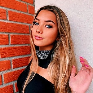 Dora Kryeziu