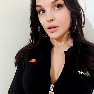 Dounja Akoudad