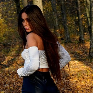 Dovia Claire