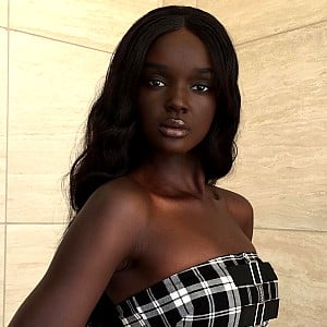 Duckie Thot