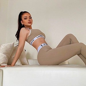 Dzana Dzzyzzle