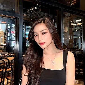 Echi Afrilia