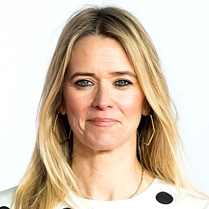 Edith Bowman