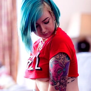 Einin Suicide