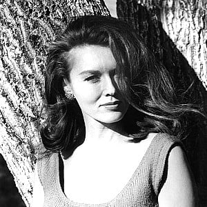 Elaine Devry