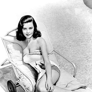 Elaine Stewart