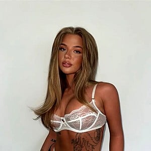 Elaine Victoria