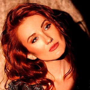 Elena Romanova (singer)