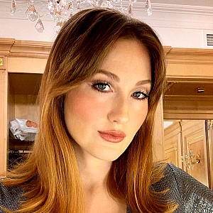 Elena Romanova (singer)