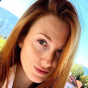 Elena Romanova (singer)