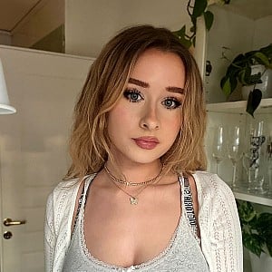 Elina (Twitch)