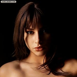 Elisa Valoren