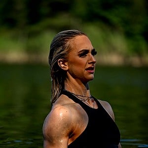 Elisabet Vang