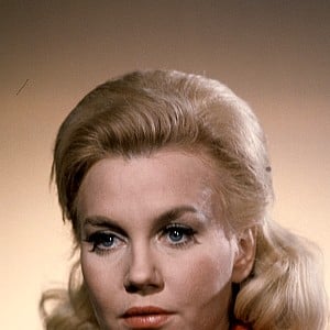 Elizabeth MacRae