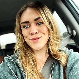 Elizabeth Moline