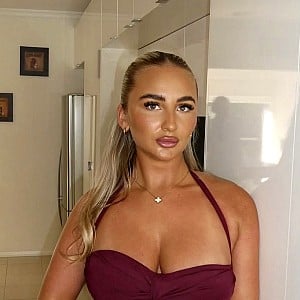 Ella Cleworth