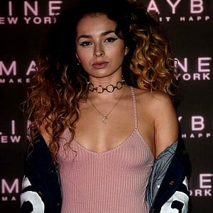 Ella Eyre