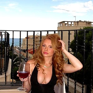 Elle Botterill