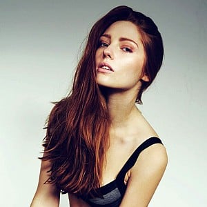 Elle Dowling