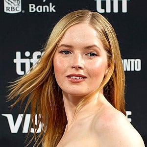 Ellie Bamber