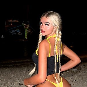 Ellie Coldwell