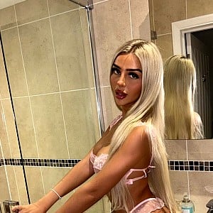 Ellie Coldwell