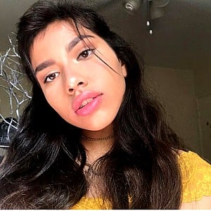 Ellie Hiyar