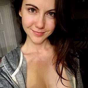 Ellie James