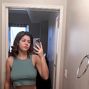 Ellie Nova