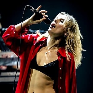 Ellie Rowsell
