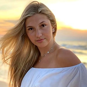 Ellie Vandeel