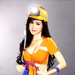 Elly Tran Ha