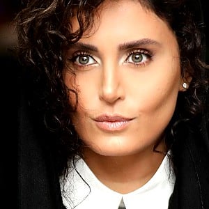 Elnaz Shakerdoost
