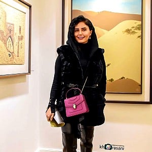 Elnaz Shakerdoost