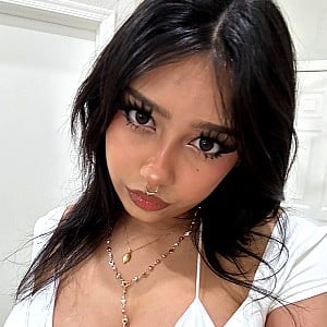 Elora (OnlyFans)