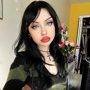 Elora Kenna
