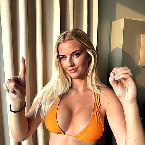 Elsa Thora