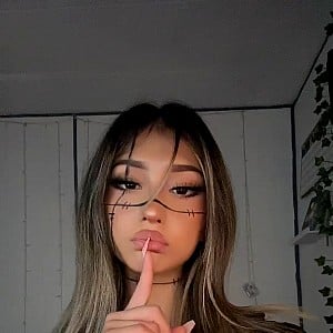 Elsie Araujo