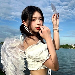 Elyn Leong