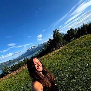 Emelie Hollow