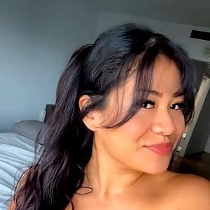 Emi Luna